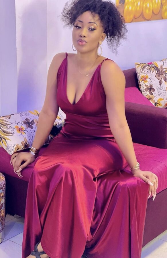 La charmante actrice et modèle Ndeye Diarra de la série « Allô DG »