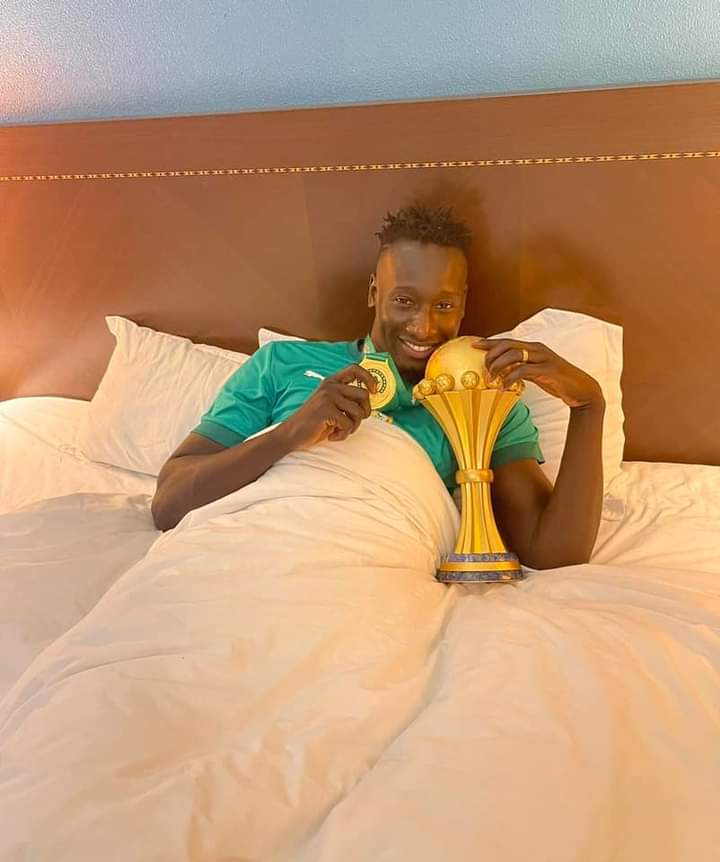 Le réveil des "lions" au lendemain de la finale remportée...