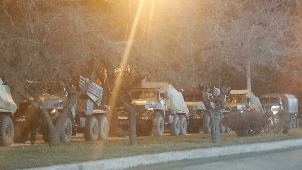 La Russie attaque l'Ukraine, explosions à Kiev et dans plusieurs grandes villes