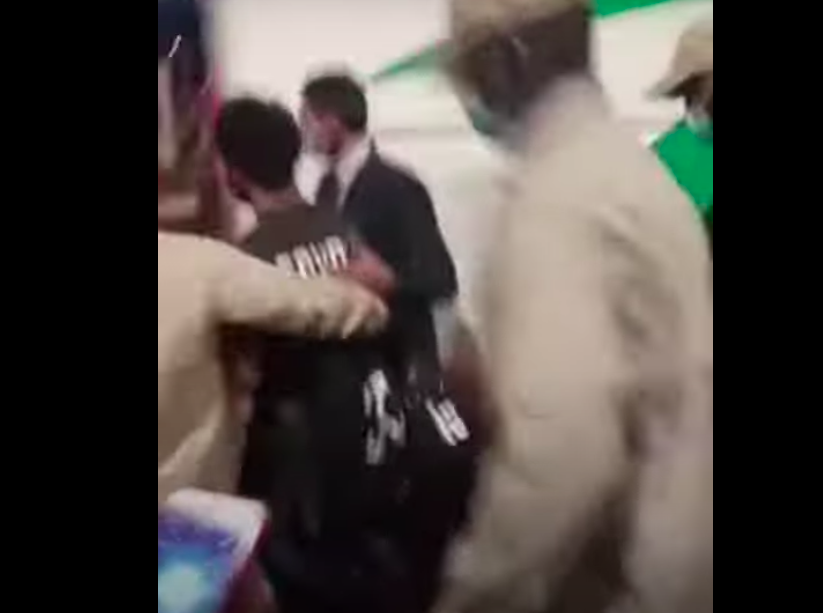 Sénégal : Salah insulté et hué dès son arrivée à l’AIBD (Vidéo)