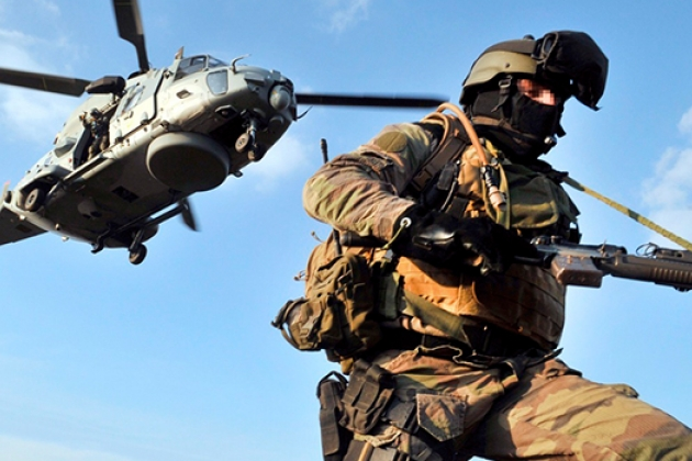 Un hélicoptère avec des officiers du renseignement français de la DGSE abattu en Ukraine ?