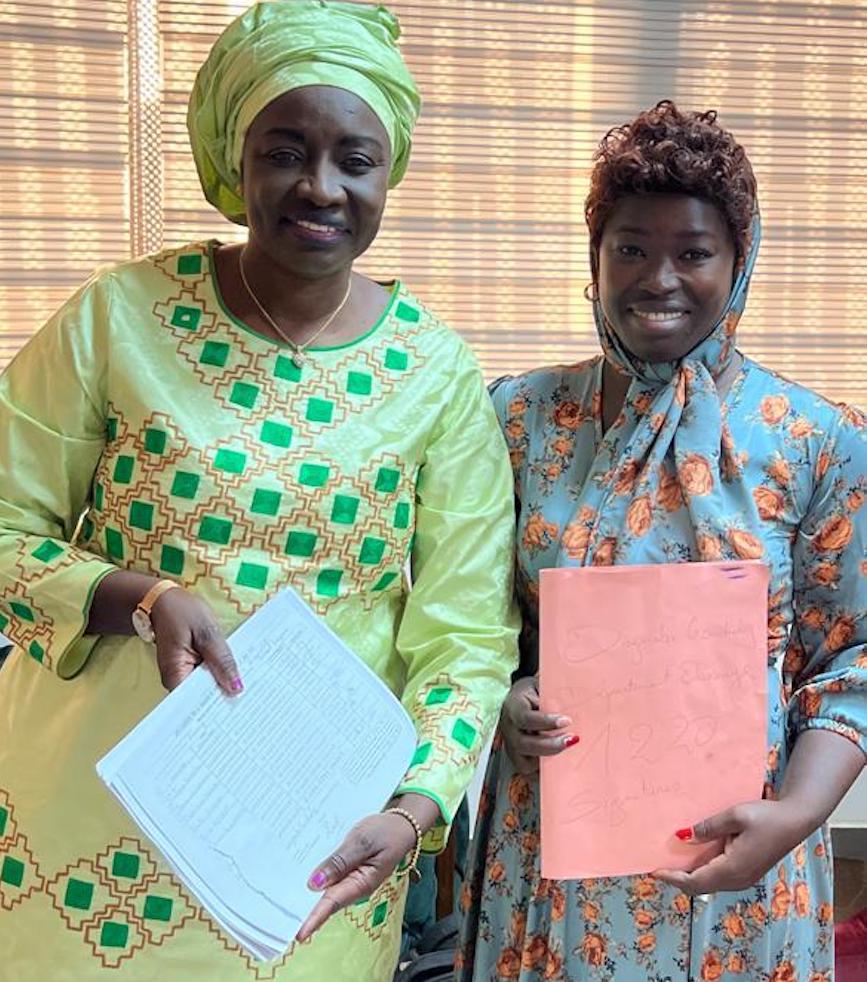 Parrainage : Mimi Touré félicite Dieynaba Goudiaby pour sa collecte dans le département d'Oussouye