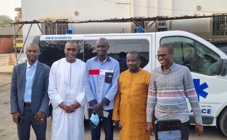 ACCES AUX SOINS : Doudou Ka offre une ambulance à la commune de Dabaly