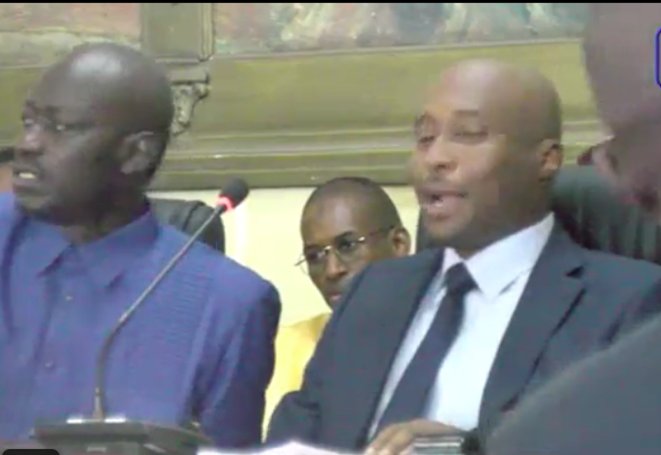 Le Capitaine Seydina Omar Touré à la conférence de presse de Barthélémy DIAS