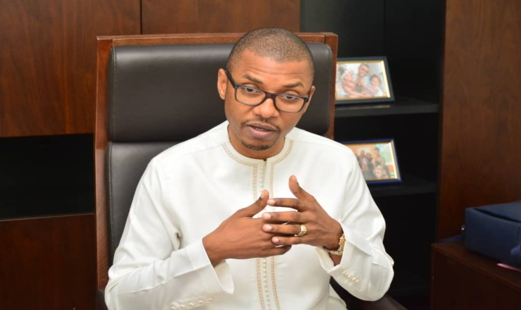  Abdoul Wahab Bengelloune accusé d'étre un pro LGBT réplique  : "j’ai deux femmes et des enfants..."