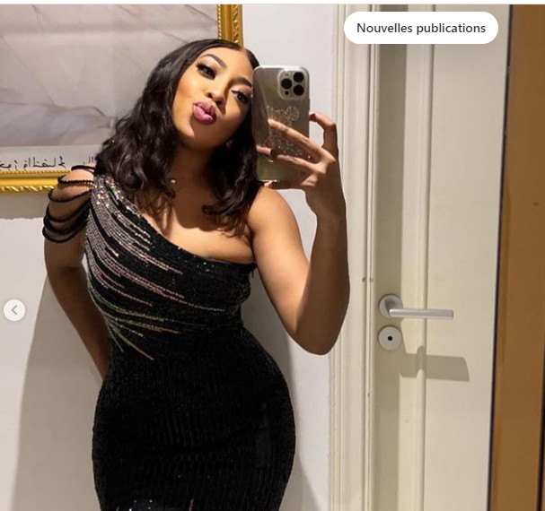 Zeyna Ndour s'affiche dans une magnifique robe