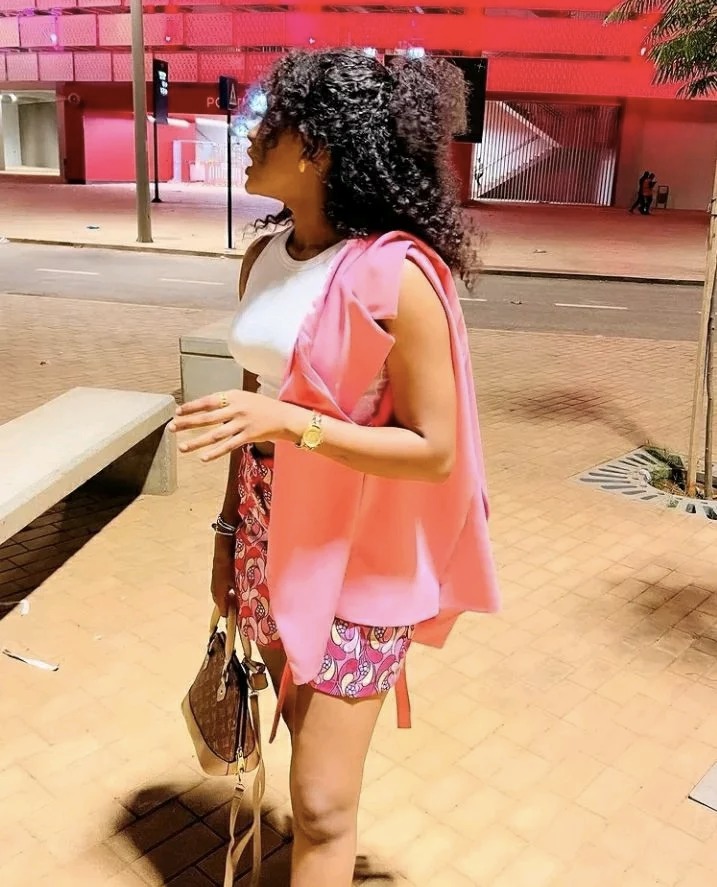 Les nouveaux clichés de la charmante Aïcha Rassoul Gning