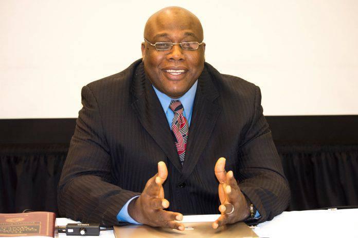 ÉCONOMIE NUMÉRIQUE, Ibn Taîmya Sylla  un profil exact