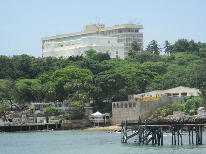 Sénégal : Une grosse quantité de chanvre indien saisie derrière le Palais de la...