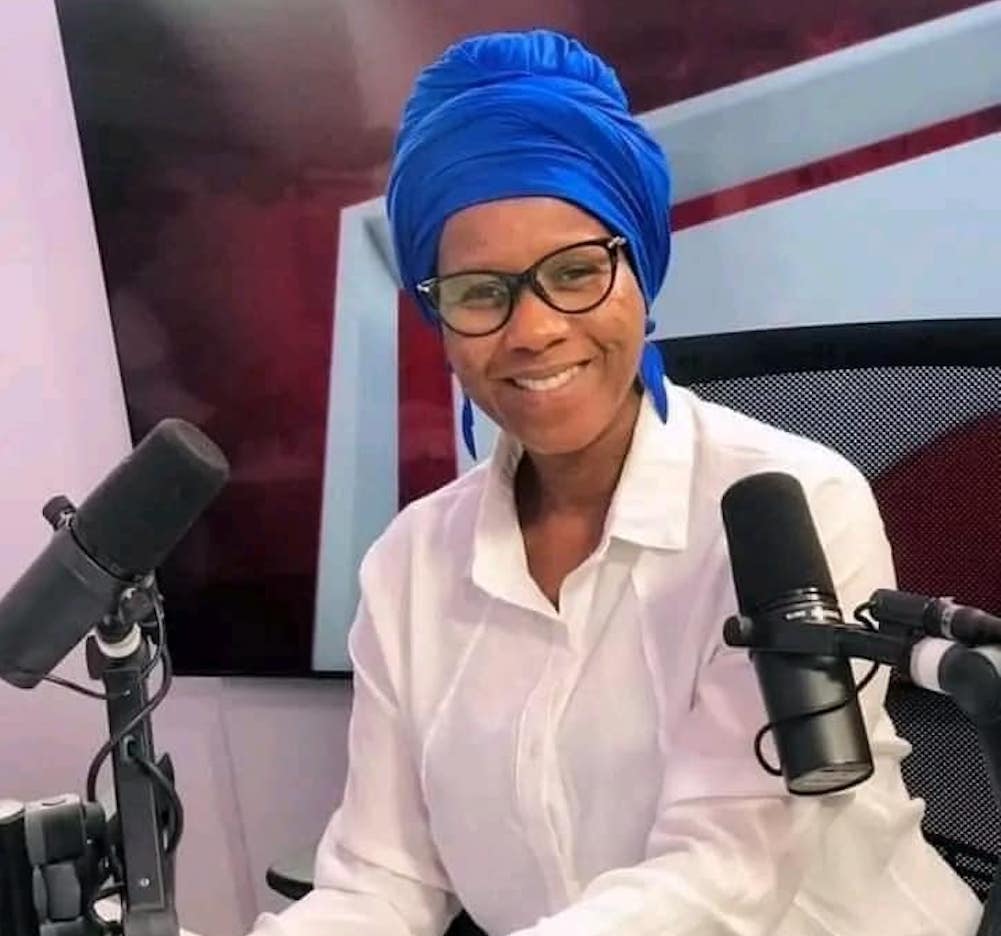 Je suis la femme au visage boutonneux !!!