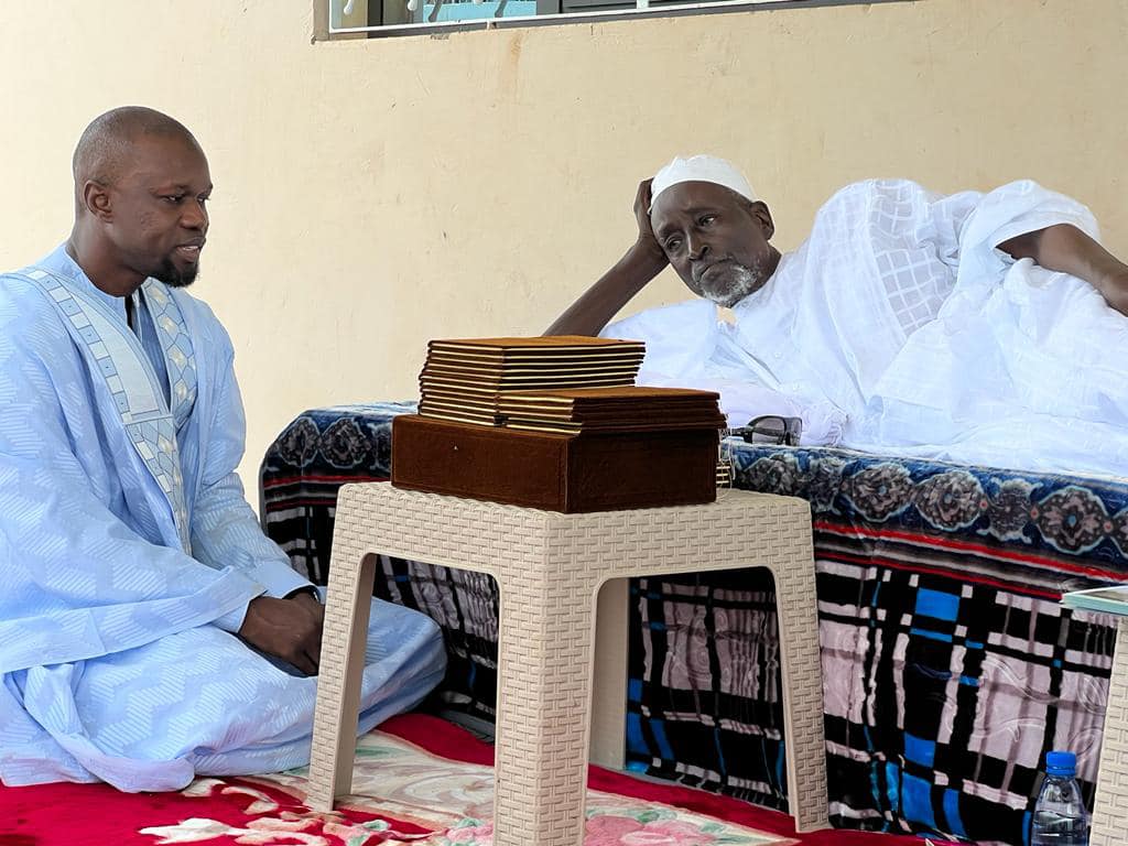 Ousmane Sonko chez Serigne Cheikh Salih Mbacké