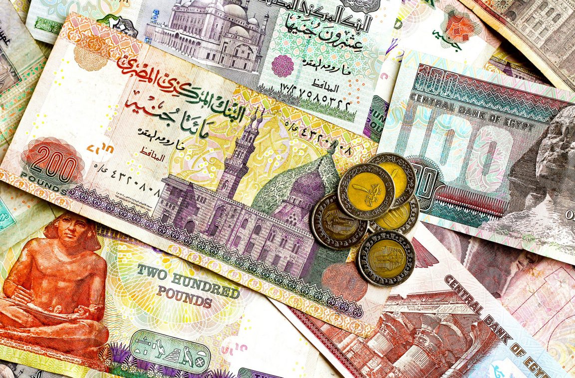 Acculé par le FMI, l’Egypte dévalue sa monnaie de 16% pour sortir du marasme économique