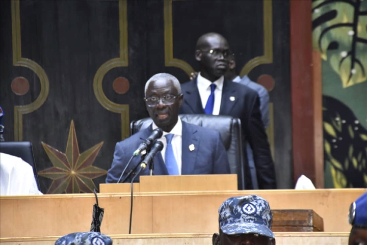Insultes et Bagarres : Le Président de l’Assemblée nationale est -il à la hauteur ?