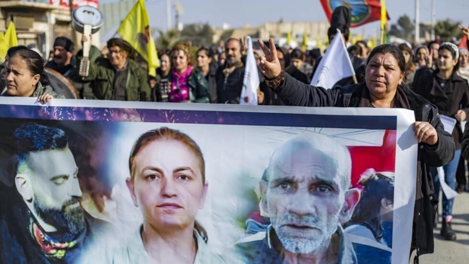Syrie: manifestation à Hassaké pour rendre hommage aux trois Kurdes tués à Paris