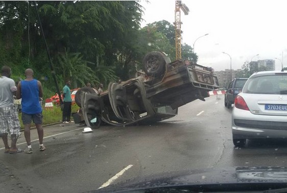 Kédougou : Un véhicule de l’armée a heurté un fer de sécurité...un mort et plusieurs blessés