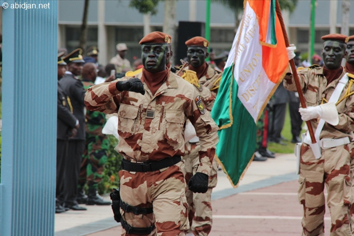 Côte d'Ivoire, Plus 300 militaires quittent les forces armées 