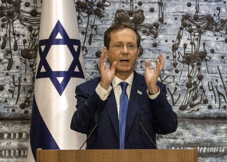 Israël: le président Herzog appelle à arrêter «immédiatement» la réforme judiciaire