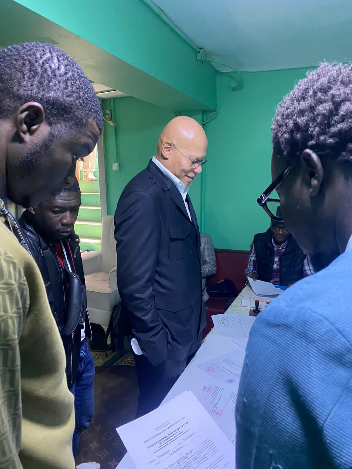 Présidentielle 2024 : Karim Wade s'est inscrit sur les listes électorales  