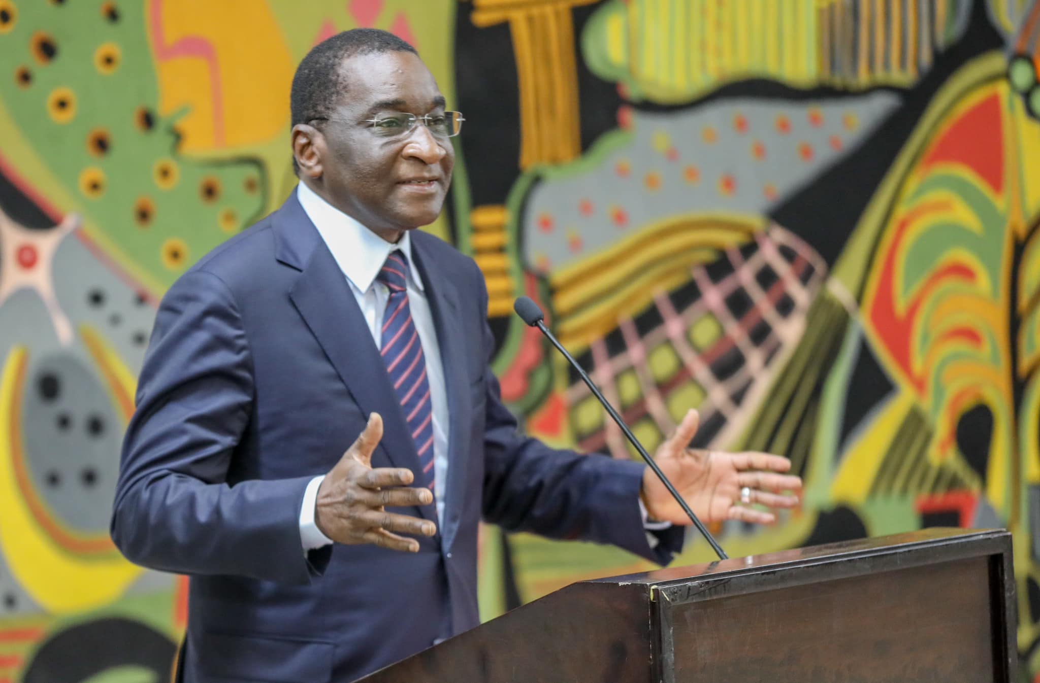 Dette intérieure, hausse des salaires pérennité de l'entreprise...  Les Employeurs étalent leurs préoccupations devant l'Etat- régulateur