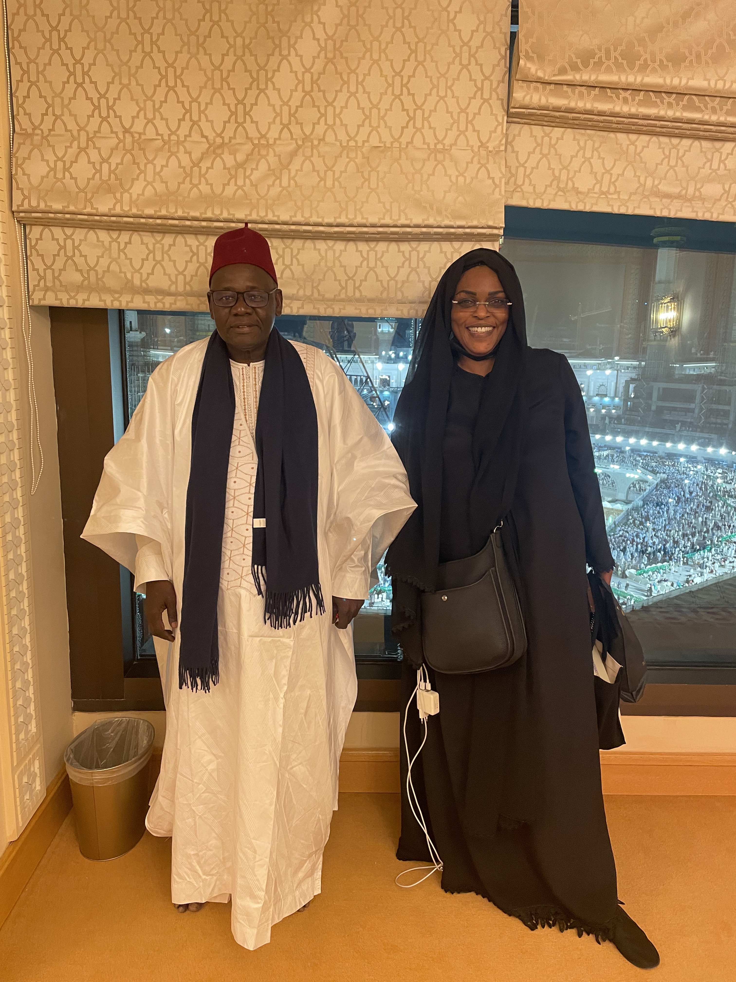 Monsieur le Président, Madame la Première Dame , Par Devoir, Par Amitié au nom de la Vérité.