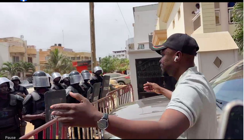 Chez Ousmane Sonko à Dakar :  le dispositif sécuritaire de nouveau renforcé...Des blindés déployés
