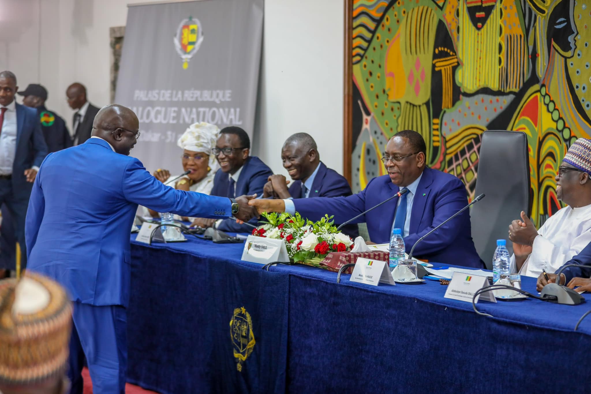 Dialogue national ou escroquerie politique ?