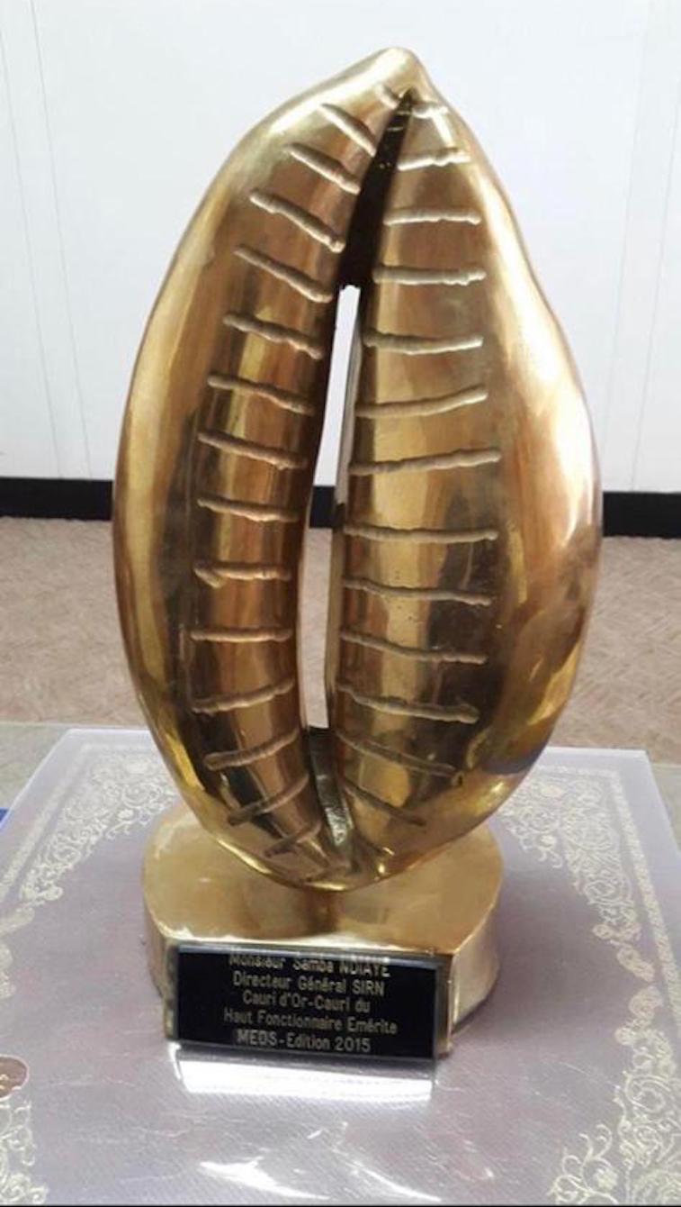 Soirée de la 17éme édition des Calebasses de l’Excellence Awards : Le DG de GTS, Samba Ndiaye primé 