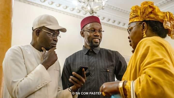 La Course Électorale et les Manigances de Macky SALL. (Par Alioune Badara Mboup°