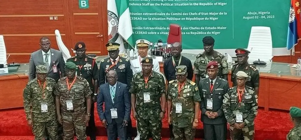 Intervention militaire au Niger : les chefs d’état-major de la CEDEAO se réunissent à Abuja