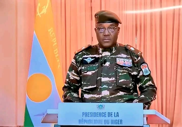 «Toute tentative de violation de l'espace aérien Nigérien entraînera une riposte énergique et instantanée », menace la junte militaire 