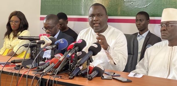 Les leaders de YAW supplient Ousmane Sonko d’arrêter sa grève de la faim