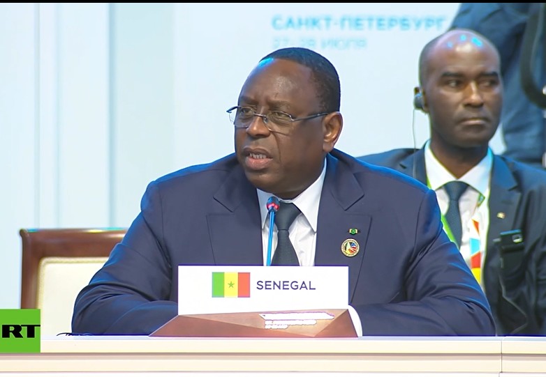Niger, Macky Sall menace les militaires : « s’ils veulent la paix, qu’ils rendent le pouvoir »
