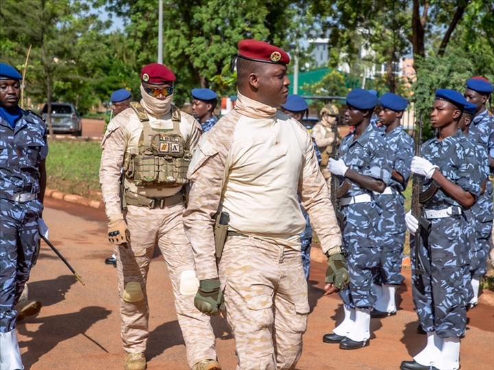 Trois militaires arrêtés au Burkina Faso pour complots contre la sûreté de l’Etat ( parquet militaire)