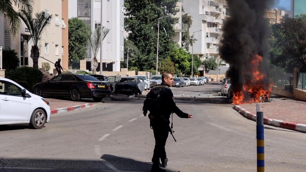 Attaque du Hamas: Israël semble faire face à une défaillance sécuritaire sans précédent