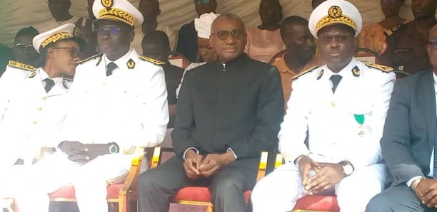 Ziguinchor : passation de commandement entre le gouverneur sortant Guédj Diouf  et son successeur Mor Talla Tine