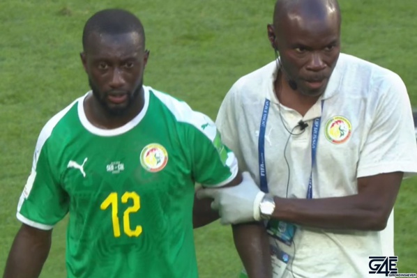 Youssouf Sabaly, victime d'une entorse d'un ligament du genou