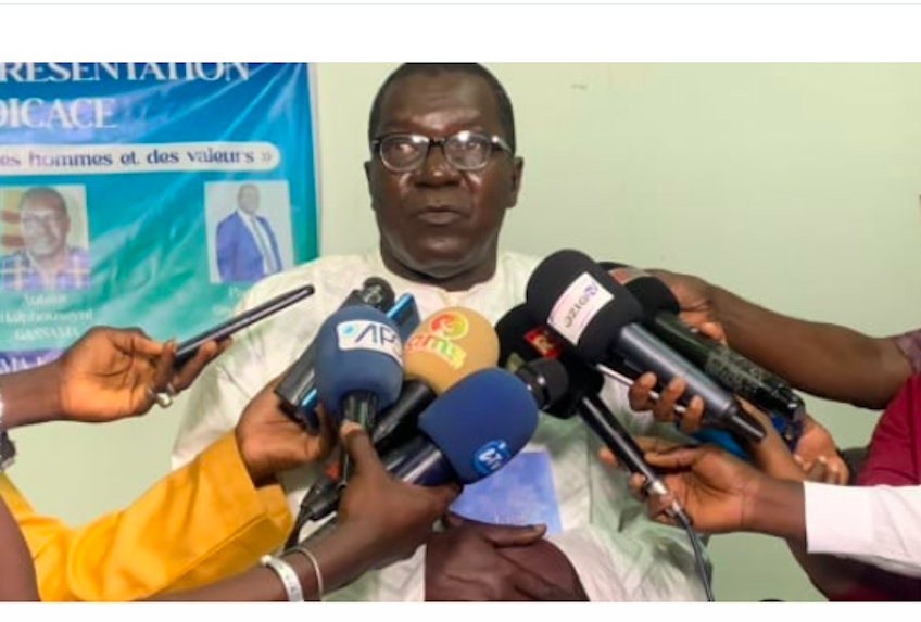  L'inspecteur Alphouseyni Gassama publie un nouveau livre :" l'école en Casamance, des hommes et des valeurs ".