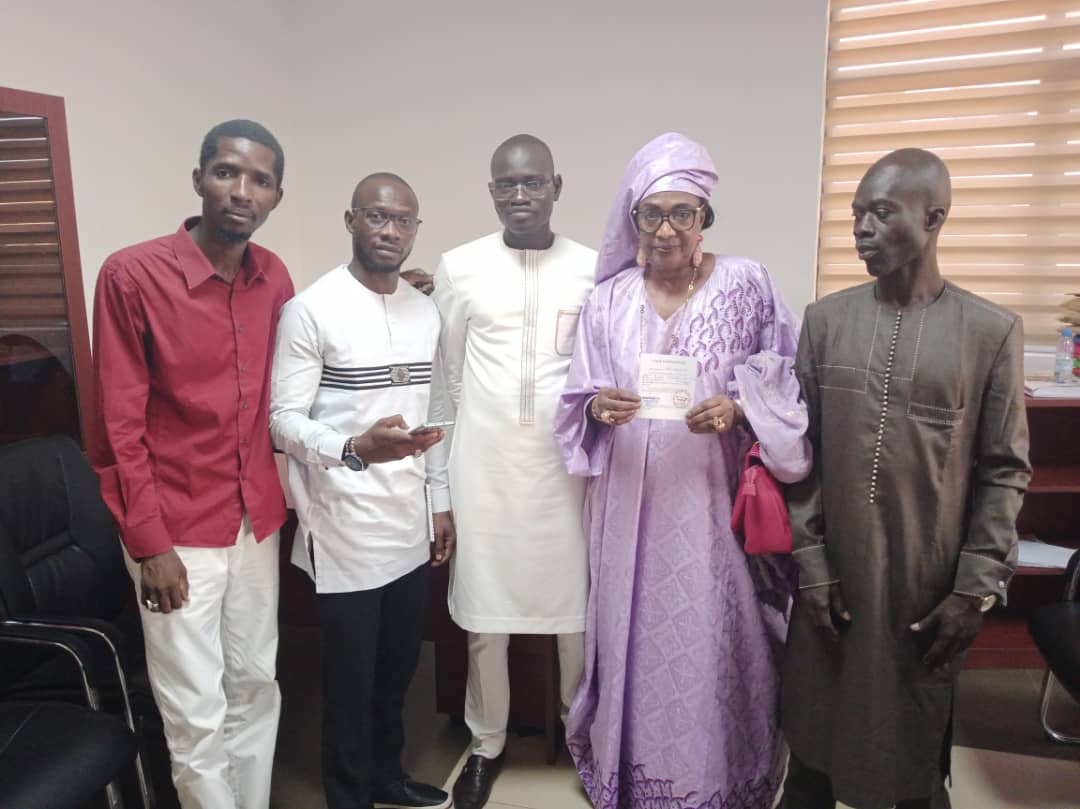 Benno: Nicole Gackou, Présidente du Parti Centristes Unis pour la République "Ligueyel Euleuk" dépose 10 milles parrains 