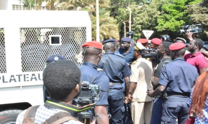 Parrainage ; trois responsables du candidat Bassirou Diomaye Faye arrêtés à Pikine