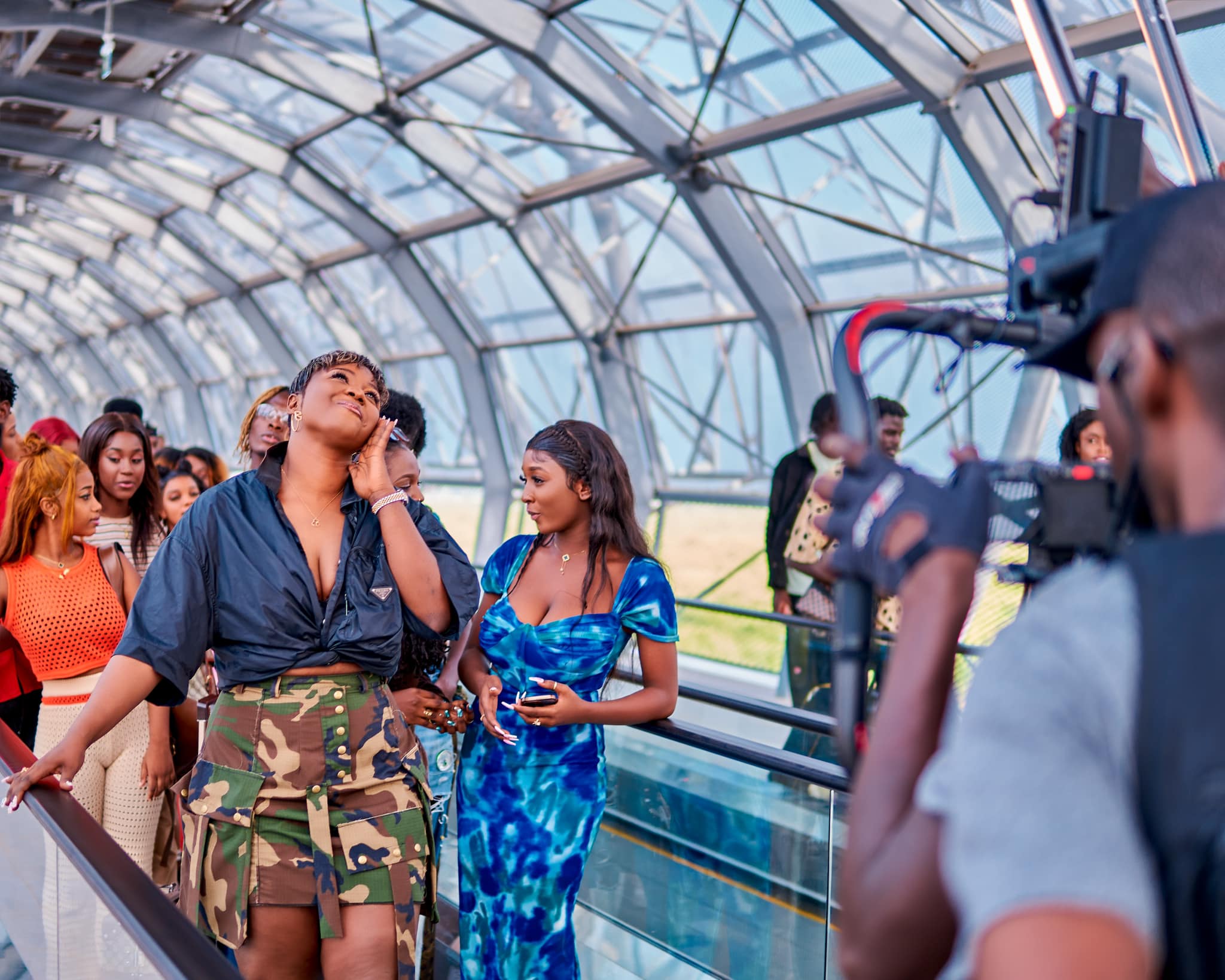 Tube "Lonkotina" : Mia Guissé dévoile la face cachée du tournage 