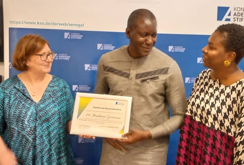 Profil de citoyen 2023 : Le journaliste Ibrahima Gassama honoré par la Fondation Konrad Adenauer