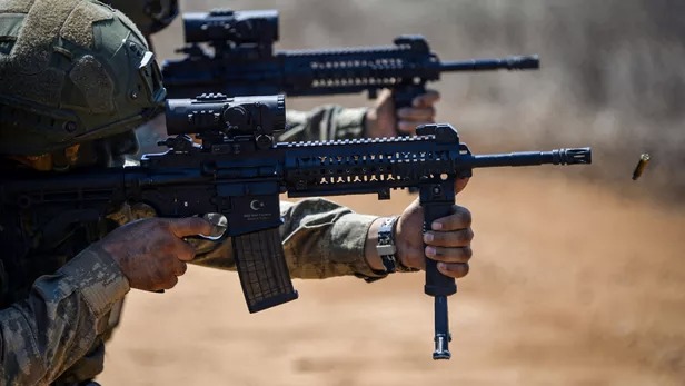 Le Canada annule des ventes d'armes à la Turquie