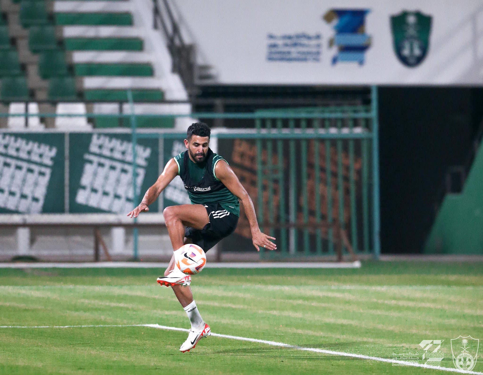 Sadio Mané a conquis le cœur des supporters saoudiens !!!
