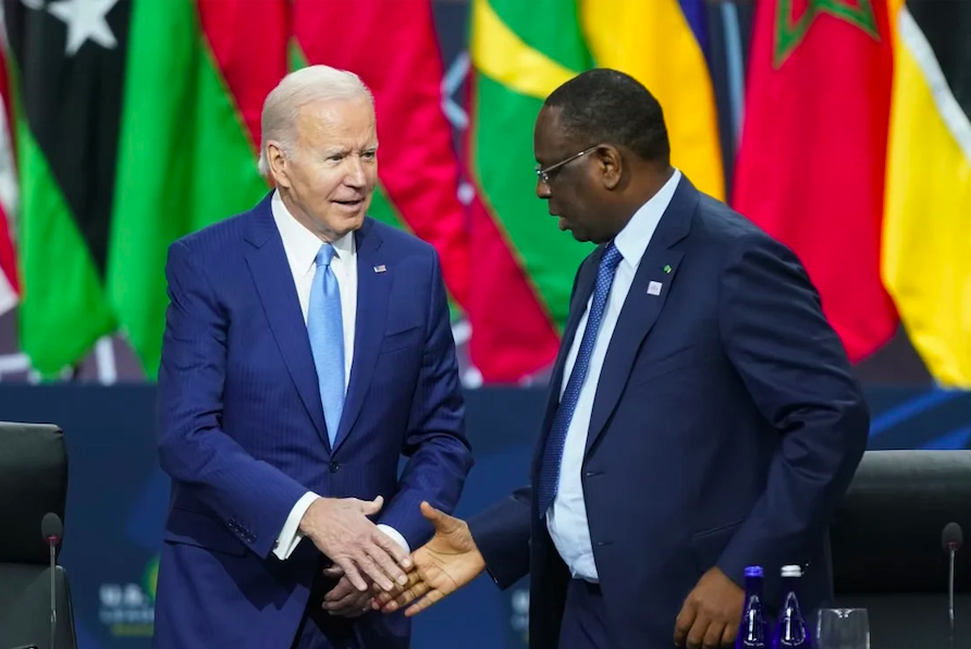  Les Etats Unis désavouent Macky et exigent le maintien du scrutin à date échue