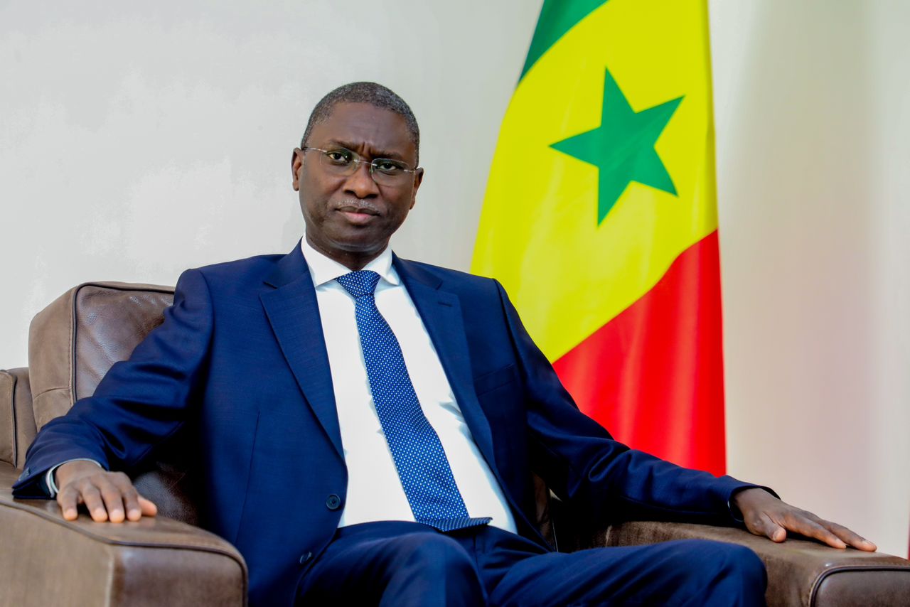 Les contradictions de Ismaïla Madior Fall