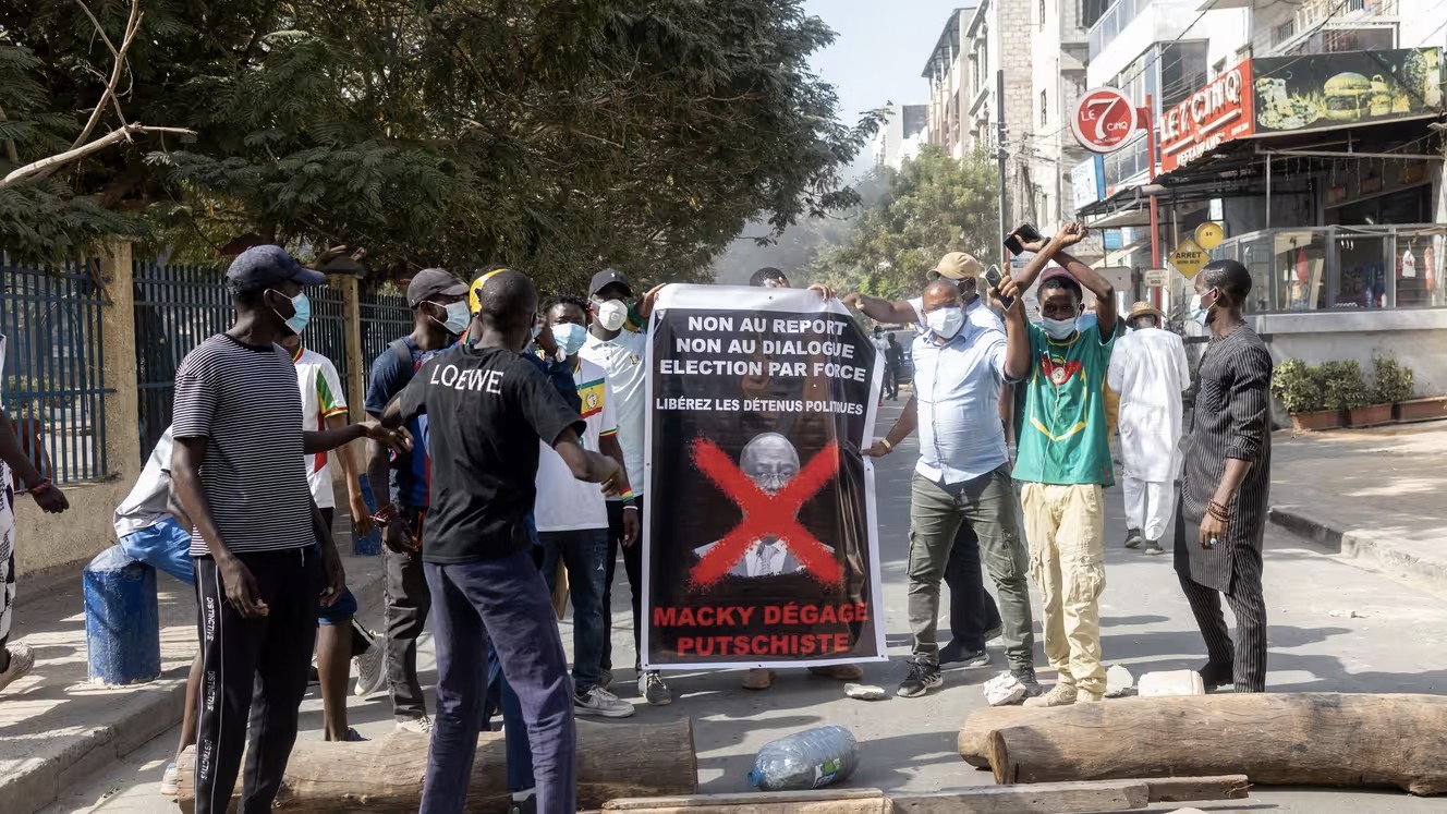 La marche contre le report de la présidentielle est reportée jusqu'au...