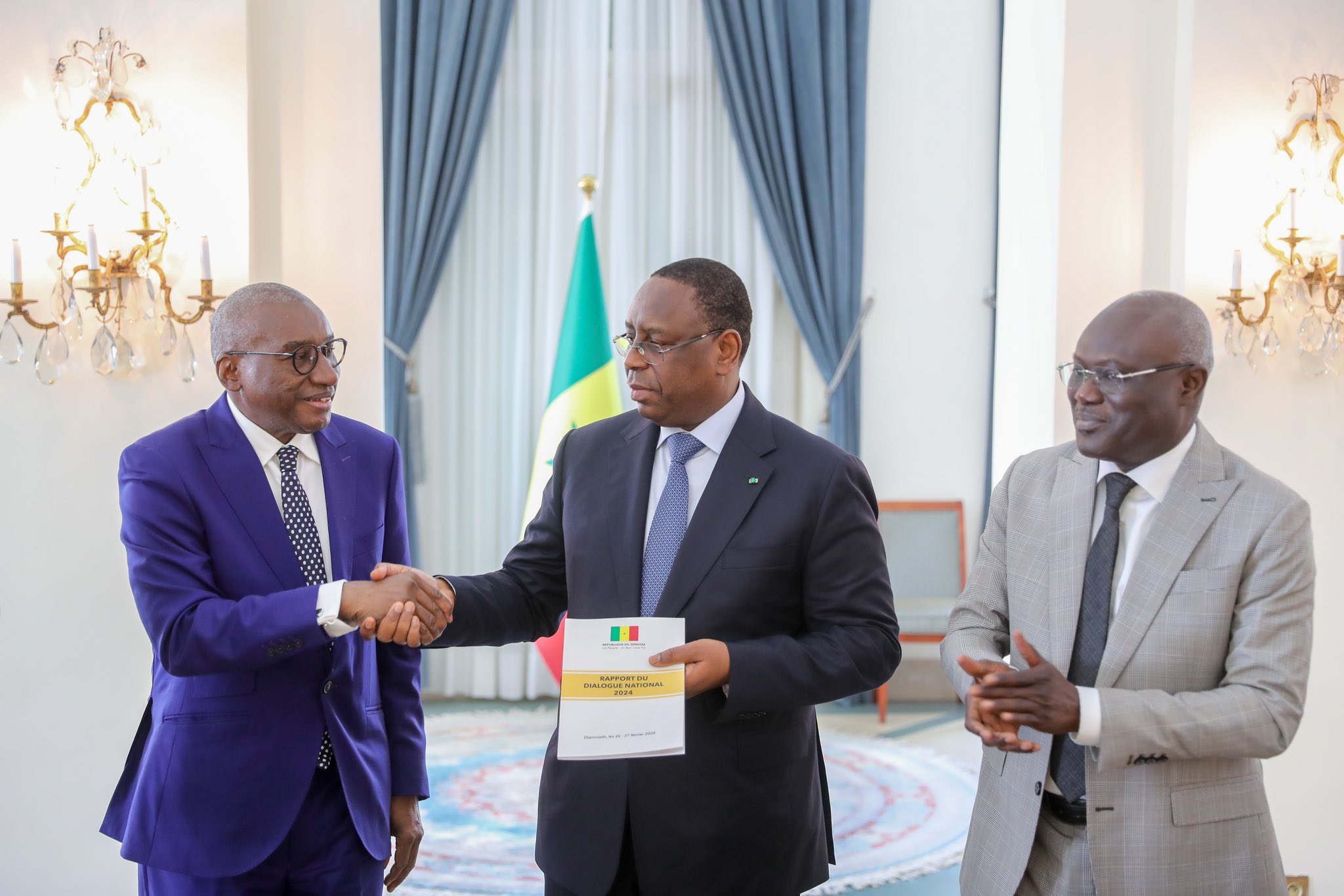 Remise des conclusions du Dialogue :  Macky SALL envisage de saisir le Conseil constitutionnel pour ...