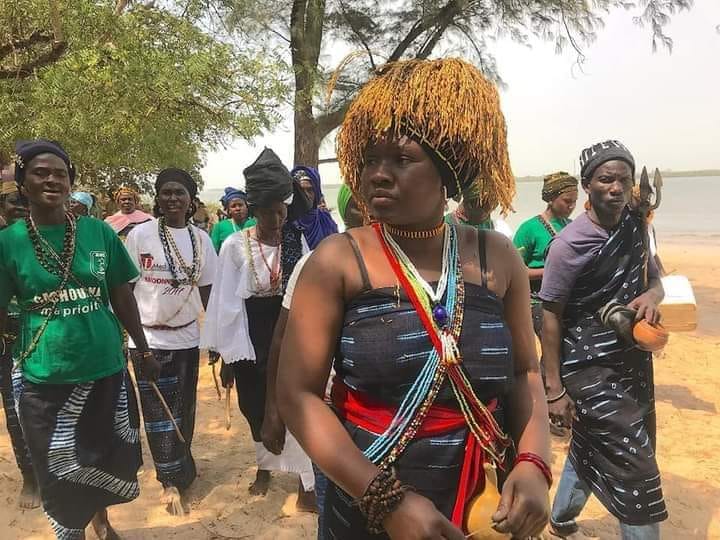 La reine Yanda Adiakene Etame Sarr : nouvelle reine intronisée de Cachouane