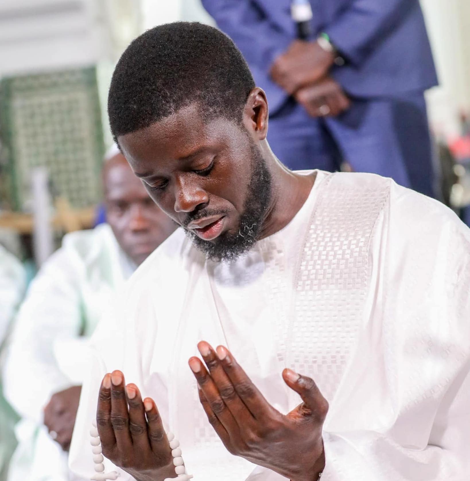 Tournée Religieuse : Le Chef de l'État à la Mosquée Oumarienne pour la prière du vendredi