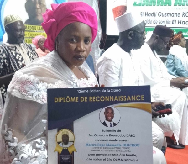 Ziguinchor : le Khalife de Santhiaba honore Me Pape Mamaille Diockou lors du Gamou